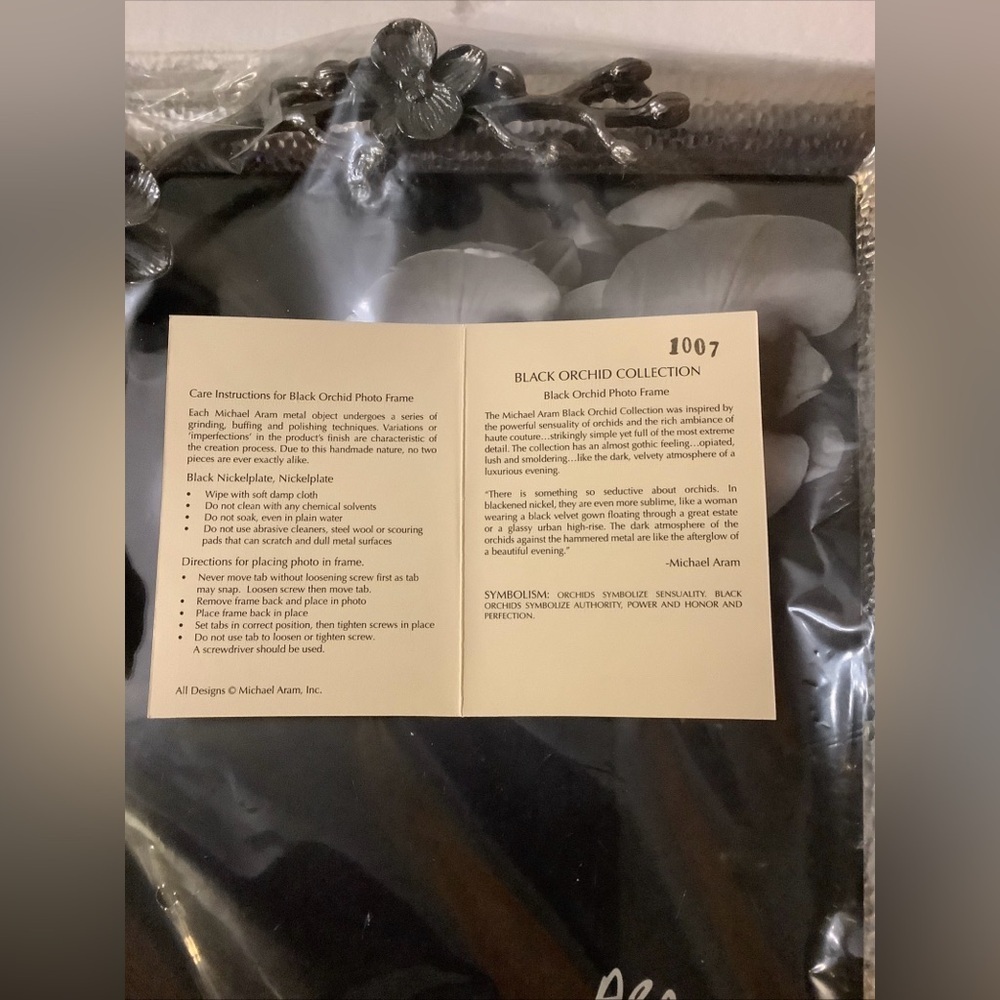 NOT AVAILABLE- DO NOT BUY IT Black Orchid Photo Frame​​​ - Picture 8 of 8